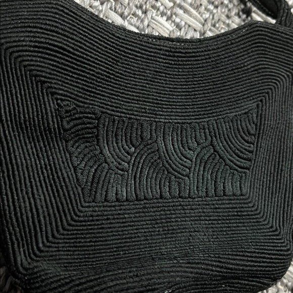 Vintage Black Zipper Purse - Picture 4 of 11